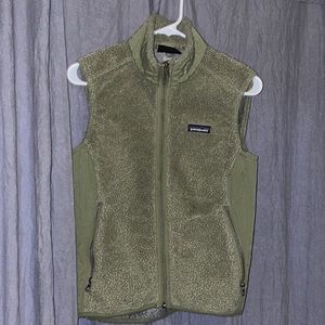 Green patagonia vest